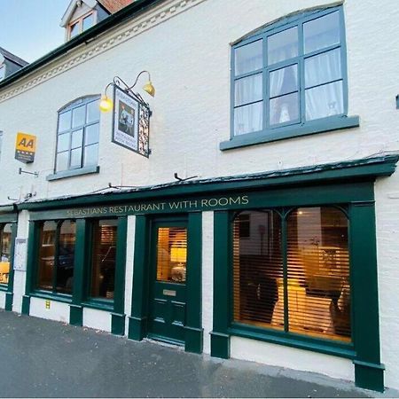 Sebastians Otel Oswestry Dış mekan fotoğraf