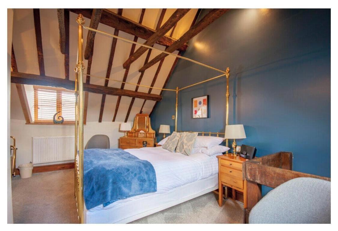 Sebastians Otel Oswestry Dış mekan fotoğraf