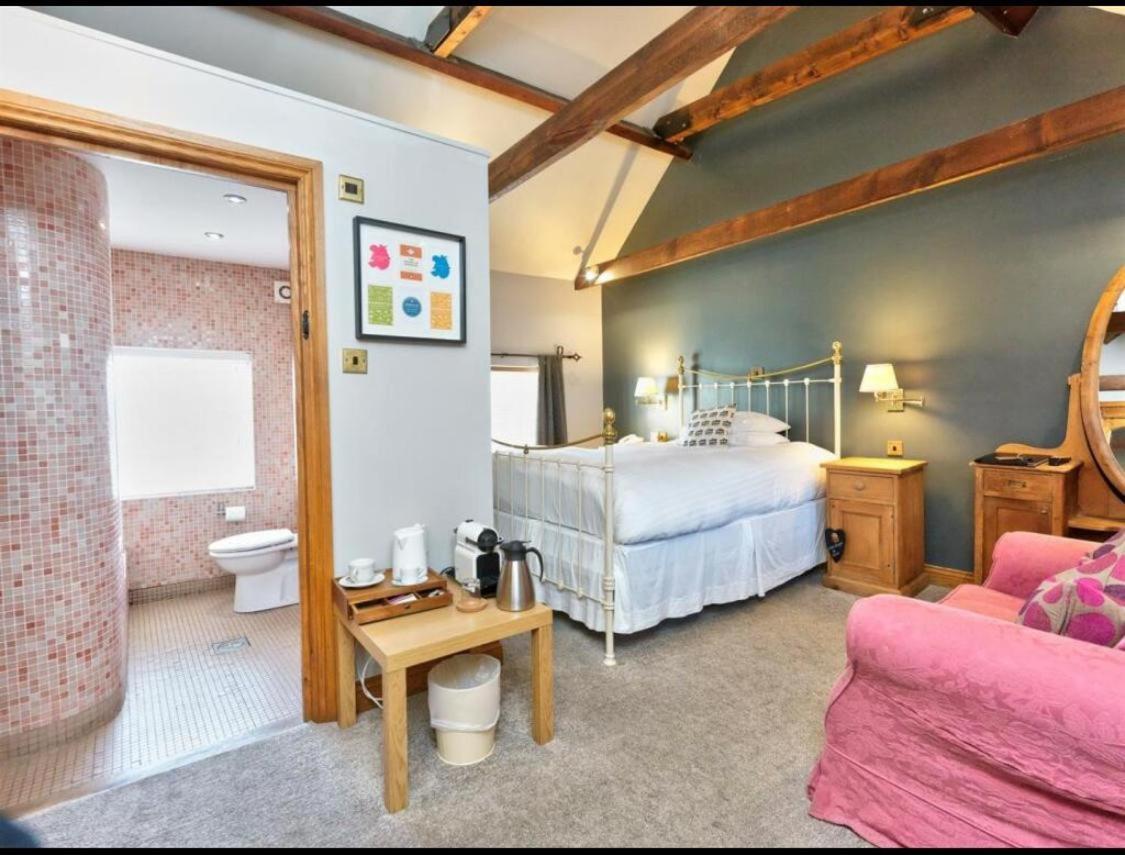 Sebastians Otel Oswestry Dış mekan fotoğraf